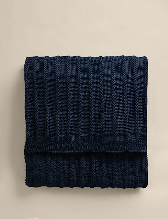 Ribbed Knitted Throw