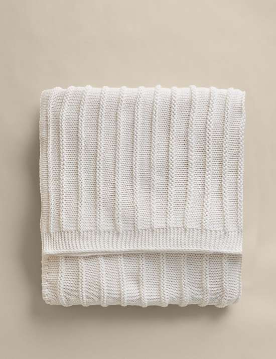 Ribbed Knitted Throw