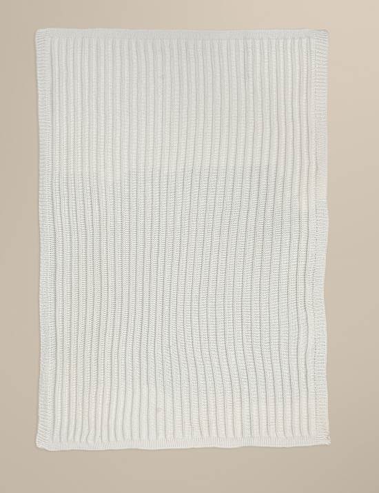 Ribbed Knitted Throw