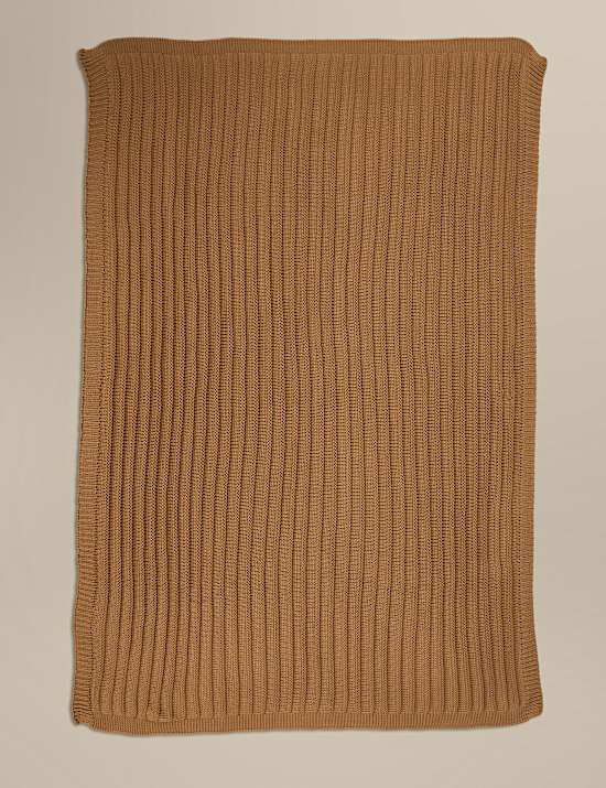 Ribbed Knitted Throw