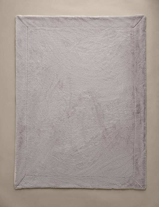 Supersoft Faux Fur Large Throw