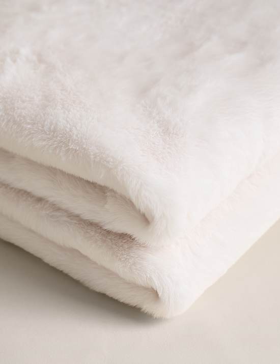 Supersoft Faux Fur Large Throw