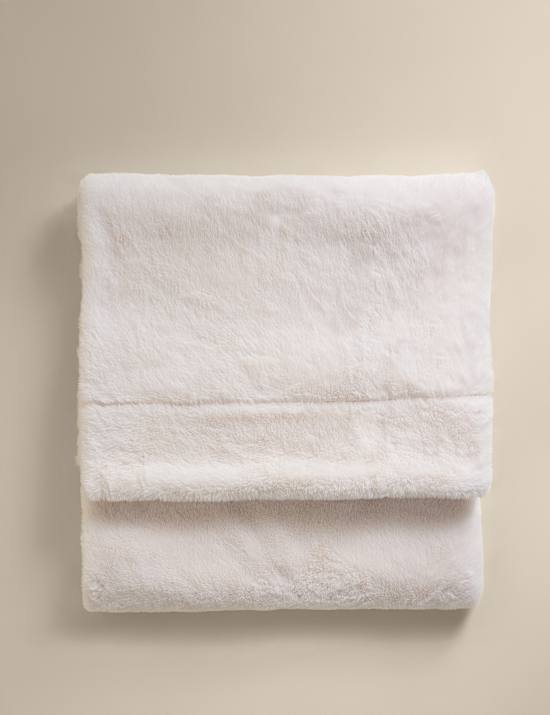 Supersoft Faux Fur Large Throw