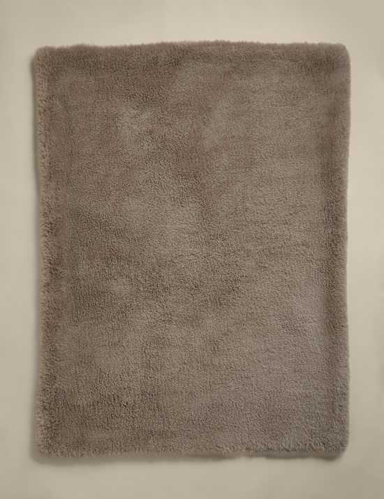 Kelly Hoppen Faux Fur Throw