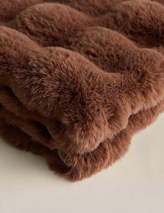Bubble Faux Fur Throw