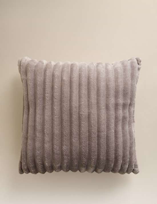 Fleece Ribbed Cushion
