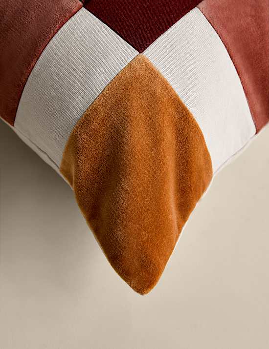 Fluwelen kussen met patchwork