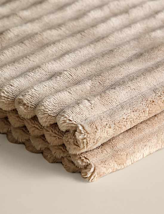 Fleece Ribbed Throw