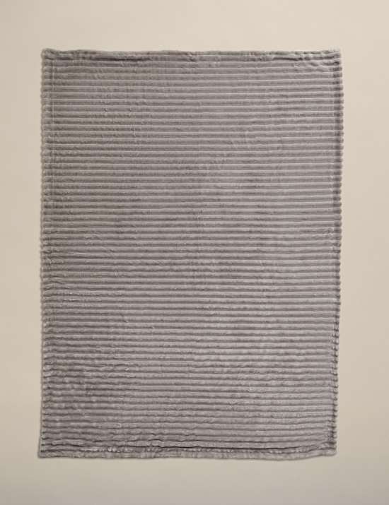 Fleece Ribbed Throw
