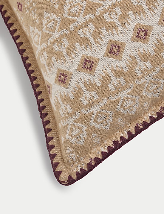 Sierra Kissen aus reiner Baumwolle mit Deckenstichmuster