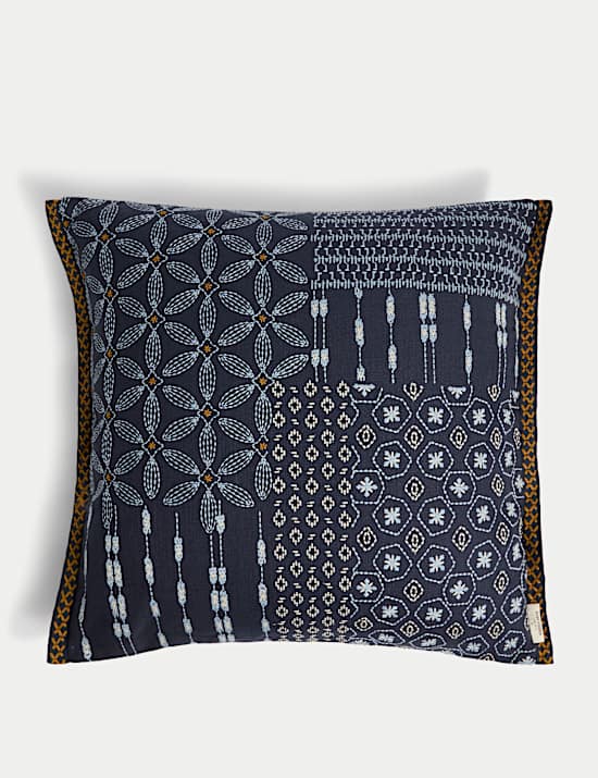 Coussin 100&nbsp;% coton à motif brodé Kouya