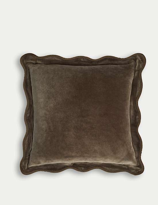Velvet Scallop Cushion