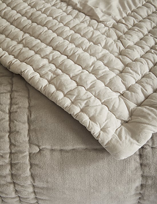 Cotton Velvet Quilted Bedspread