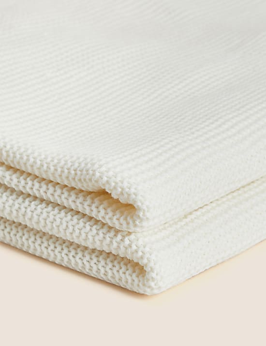 Knitted Tassel Throw