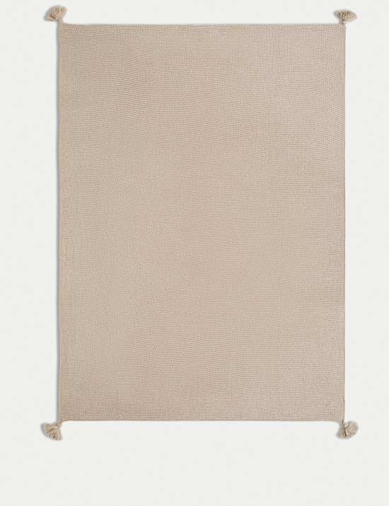 Πλεκτό ριχτάρι με φουντίτσες