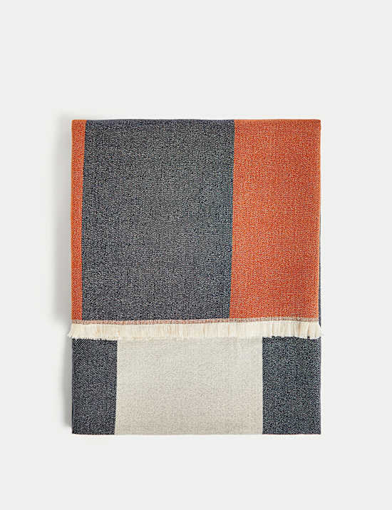 Geborsteld geweven sprei met geometrisch motief