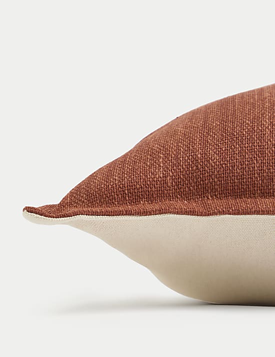 Ανάγλυφο μαξιλάρι από 100% βαμβάκι