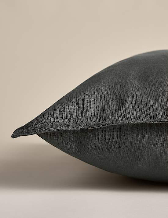 Pure Linen Flange Trim Cushion