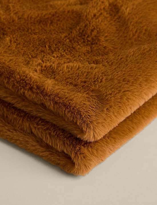 Supersoft Faux Fur Throw