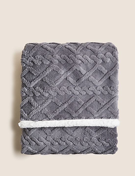 Borg Fleece Cable Throw