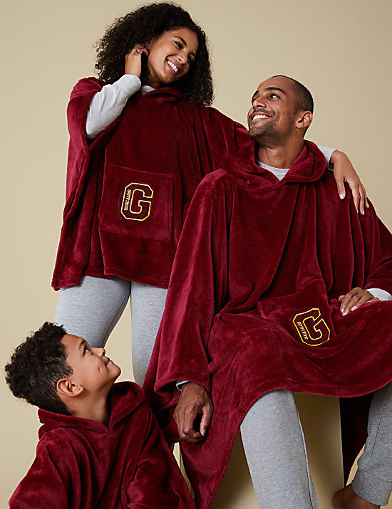 Harry Potter&trade; Gryffindor Hooded Blanket