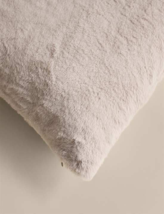 Velvet Supersoft Cushion