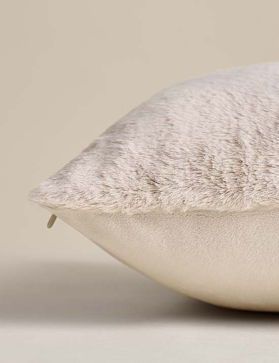 Velvet Supersoft Cushion