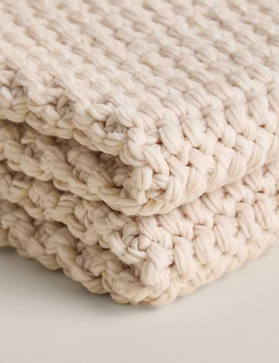 Chunky Knit Throw