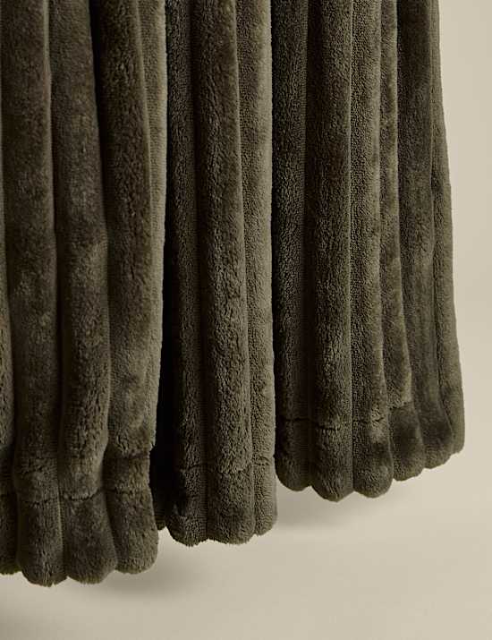 Fleece Ribbed Throw
