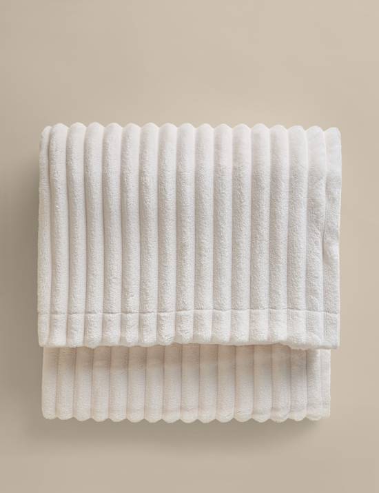 Fleece Ribbed Throw