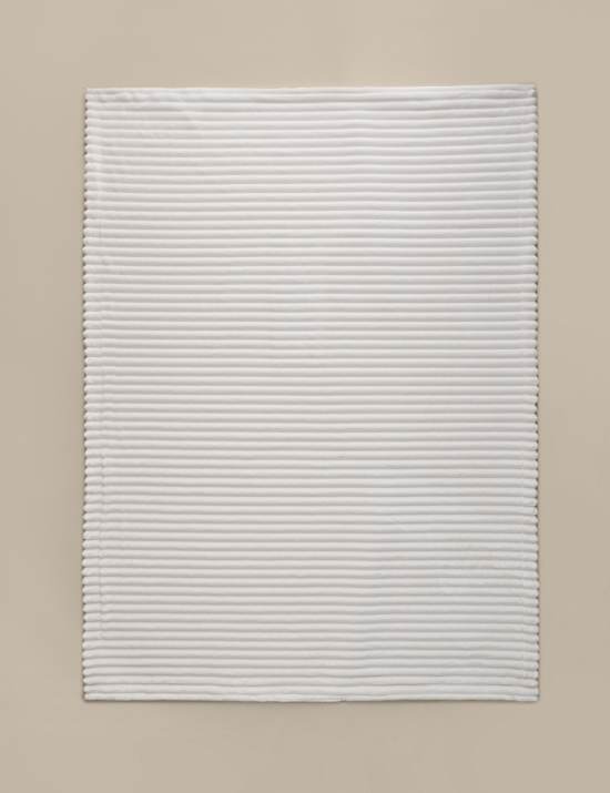 Fleece Ribbed Throw