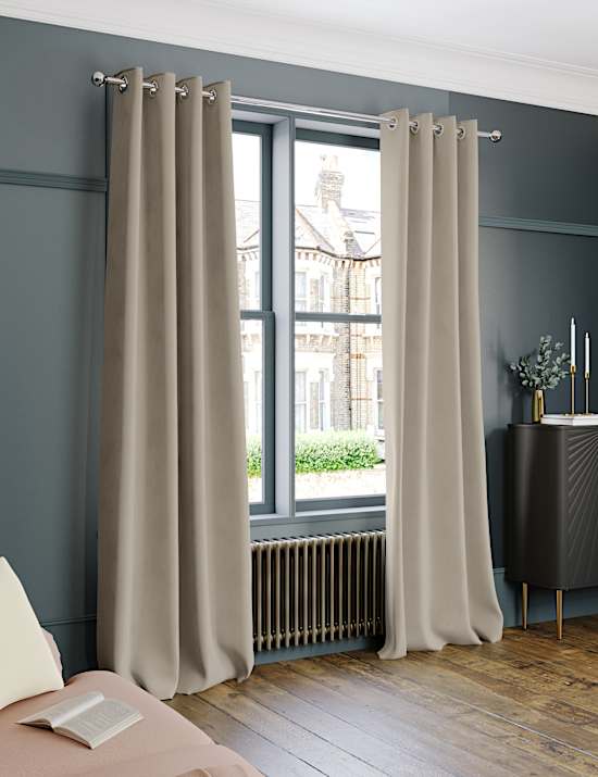 Cortinas ultrat&eacute;rmicas con ojales de terciopelo
