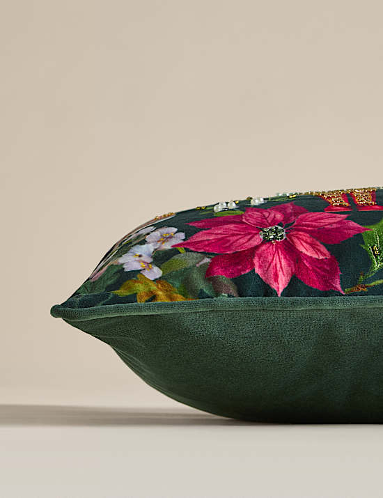 Coussin en velours à motif soldat de plomb