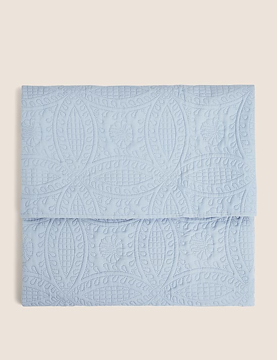 Quilted Pinsonic Bedspread