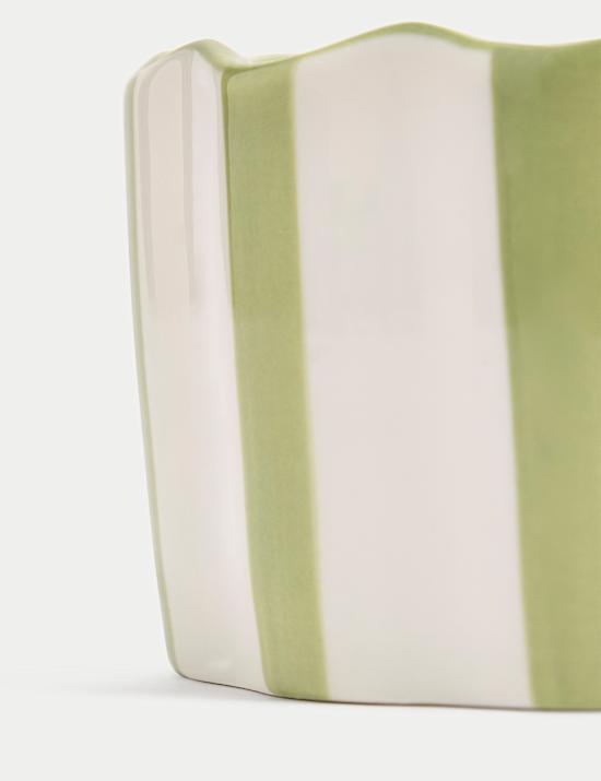 Yuzu & Pomegranate Scallop 3 Wick Candle