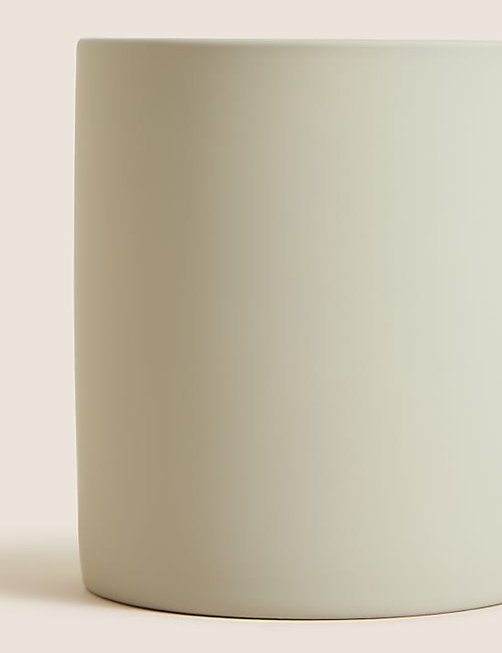 Sweet Vanilla Scented Ceramic Candle