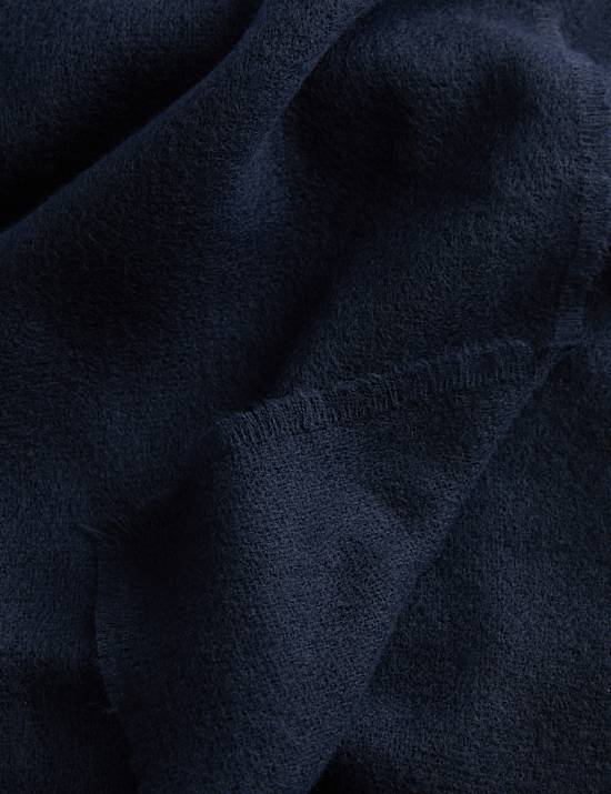 Écharpe légère à franges