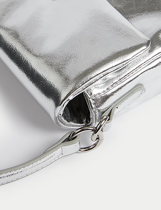 Sac &agrave; main baguette Puffy en similicuir