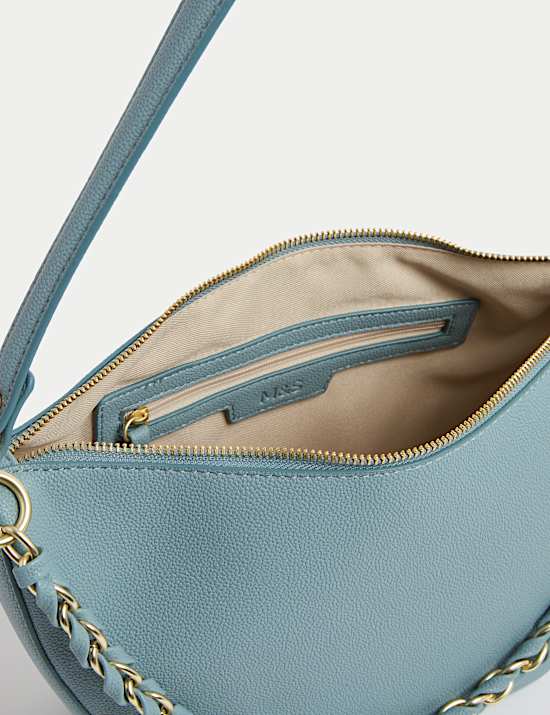 Chain Detail Shoulder Bag