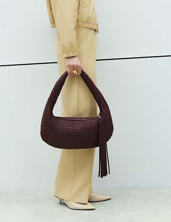 Woven Rounded Hobo Bag