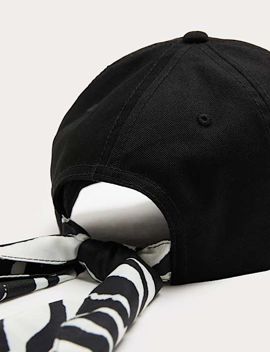 Casquette de baseball 100 % coton &agrave; d&eacute;tail foulard