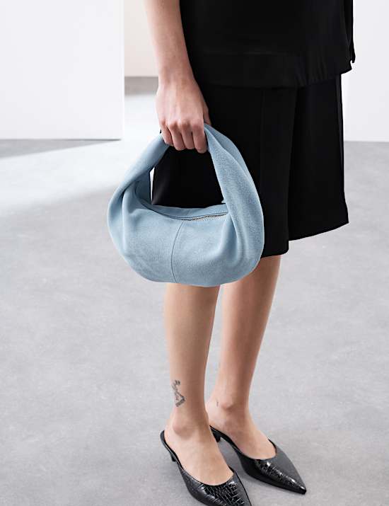 Sac à main en daim avec poignée sur le dessus