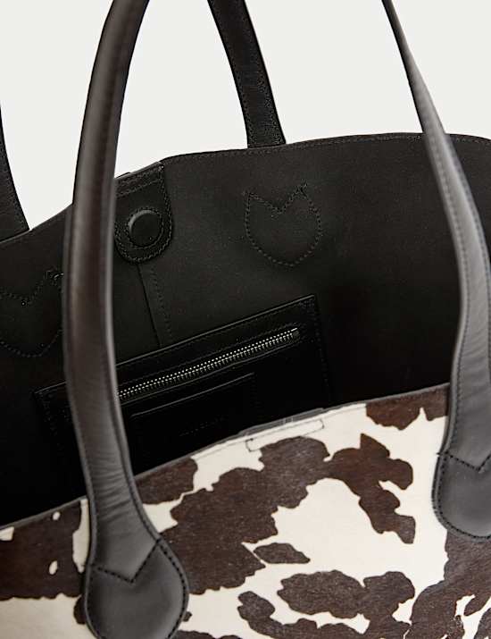 Tragetasche aus Haarleder mit Tierprint