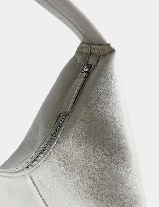 Lässige Schultertasche mit Henkel oben