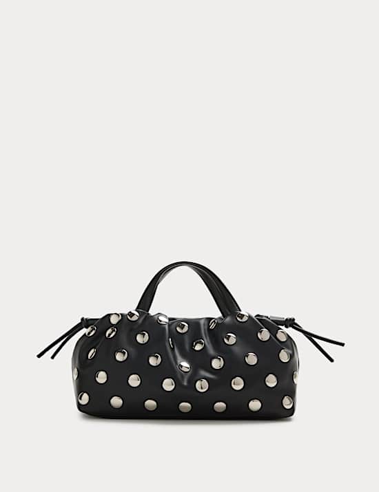 Besace souple en similicuir clouté