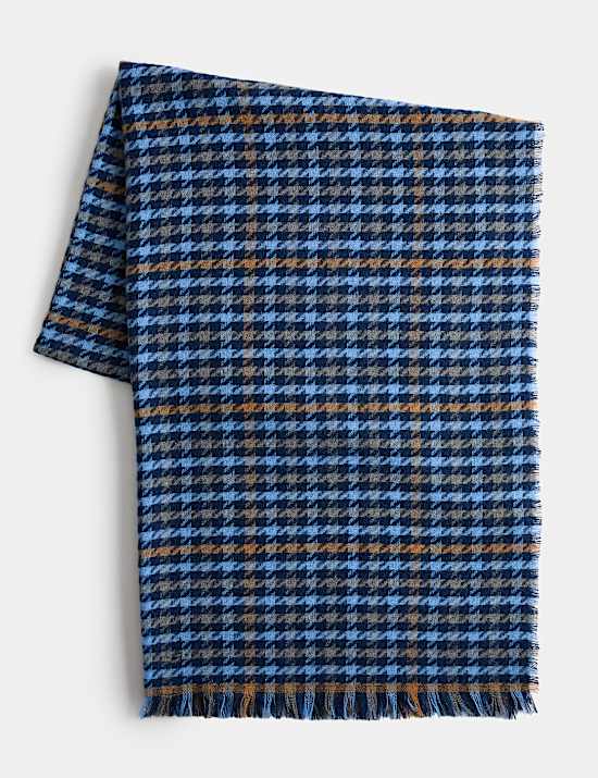 Checked Fringed Scarf