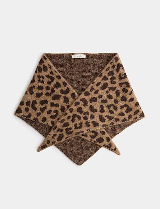 Foulard triangle &agrave; imprim&eacute; animal jacquard