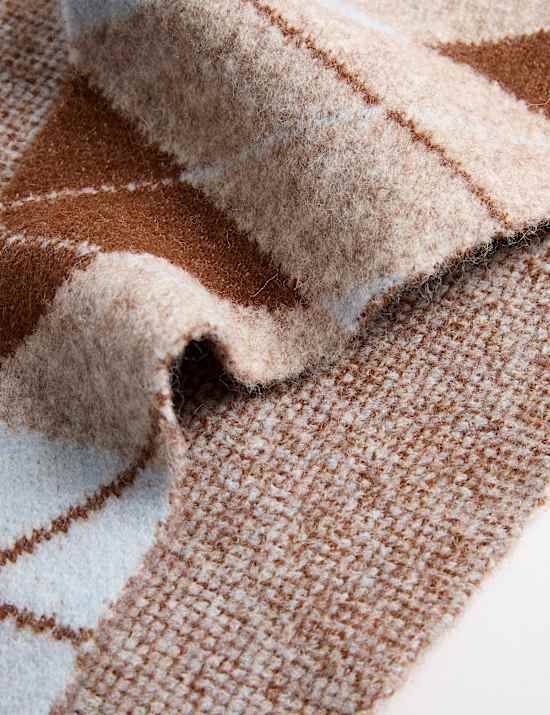 Argyle Triangle Scarf with Wool