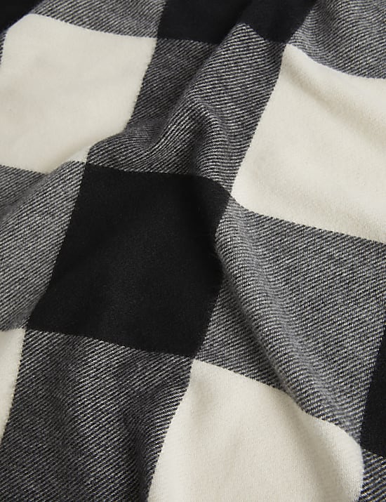 Checked Tassel Scarf