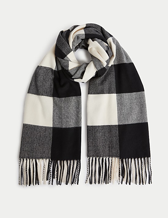 Checked Tassel Scarf